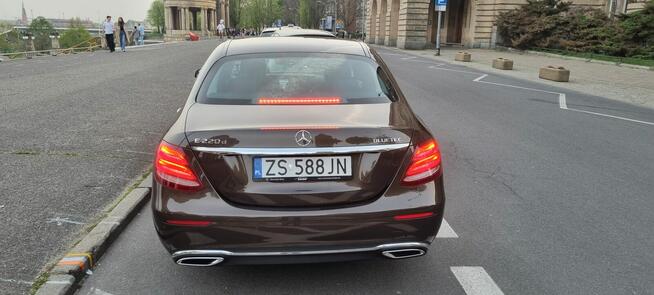 Mercedes 220d Avangarde Szczecin - zdjęcie 11