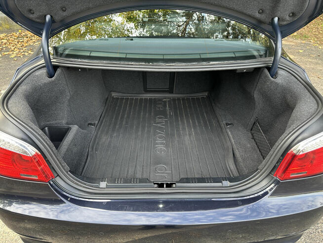 BMW seria 5, E60 530i, benzyna 3,0 - bogata wersja Edition Konin - zdjęcie 6