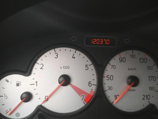 Peugeot 206 120tyś przebiegu bez rdzy technicznie bdb stan Garbatka-Letnisko - zdjęcie 8