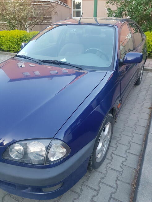 Sprzedam auto toyota avensis Podgórze - zdjęcie 3