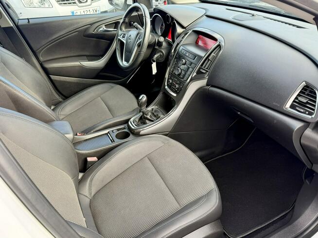 Opel Astra 1.4T 140KM ! Super Stan ! Opłacona ! 174tys km ! Zwoleń - zdjęcie 9