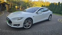 Tesla Model S Darmowe Ładowanie SC01