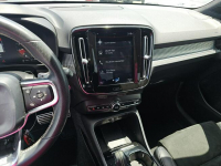 Volvo XC 40 R-Design / AWD / niski przebieg Wrocław - zdjęcie 9