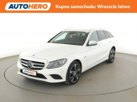 Mercedes C 300 multibeam led navi kamera automat phev skóra auto klima