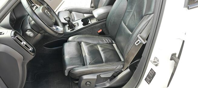 Volvo XC 40 1,5 Benzyna 130KM T2 Full Led Navi Pdc Full Opcja Płock - zdjęcie 6