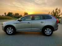 Volvo XC 60 2.0 D3 150KM Klimatronik Nawigacja Kamera Burzenin - zdjęcie 3