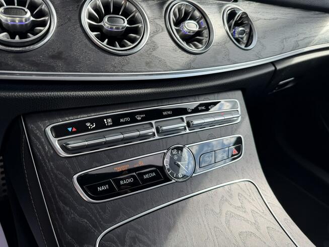 Mercedes E 220 COUPE AMG SALON POLSKA PANORAMA LED ALCANTARA GWARANCJA Morzyczyn - zdjęcie 12