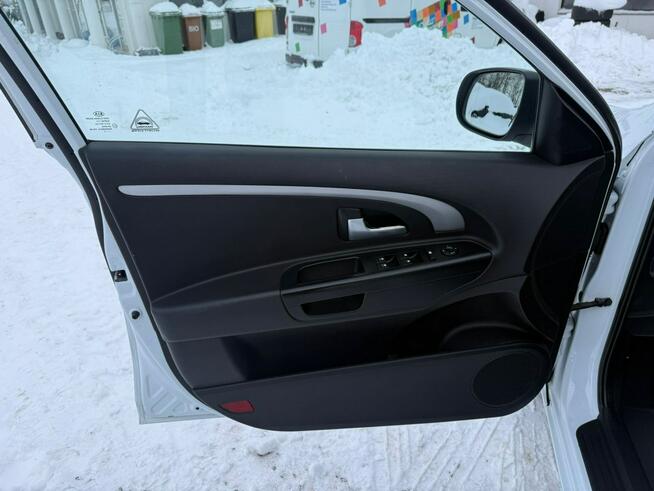 Kia Cee'd Słupsk - zdjęcie 9