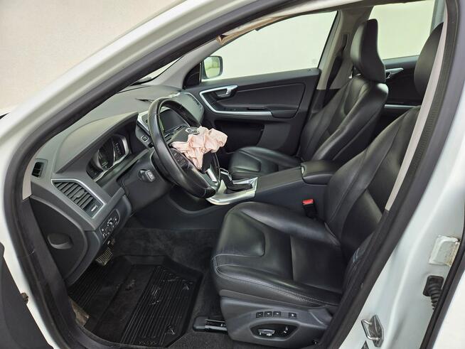Volvo XC 60 2.0d * LIFT* navi * skóra * xenon * el klapa * kamera Raba Niżna - zdjęcie 8