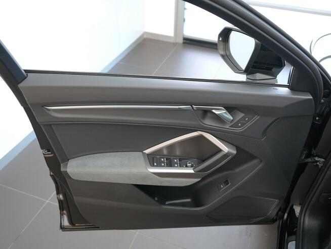 Audi Q3 35 TFSI 150KM MatrixLED Sline Tempomat AmbientePlus Kamera Kielce - zdjęcie 11