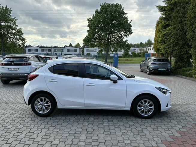 Mazda 2 1.5 90 KM Podgrzewane fotele, Gwarancja Tarnowskie Góry - zdjęcie 4