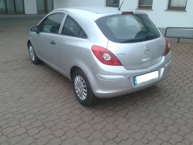 Opel Corsa 1.3 CDTI 2009r 138 tys. diesel srebrny metalik Ostrów Wielkopolski - zdjęcie 9