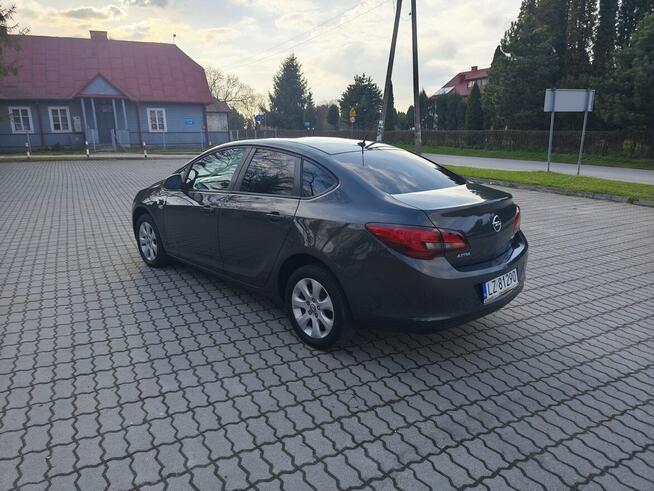 Opel Astra J sedan lift 1.6cdti 110KM 2015r. Bez ad blue Zamość - zdjęcie 5