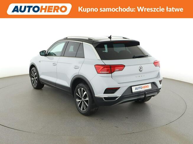 Volkswagen T-Roc Style 150KM navi PDC climatronic ACC Warszawa - zdjęcie 4