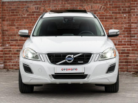 VOLVO XC60 2.4D 163KM R-DESIGN XENON ALU18 PANORAMA SUPER STAN Podzagajnik - zdjęcie 11