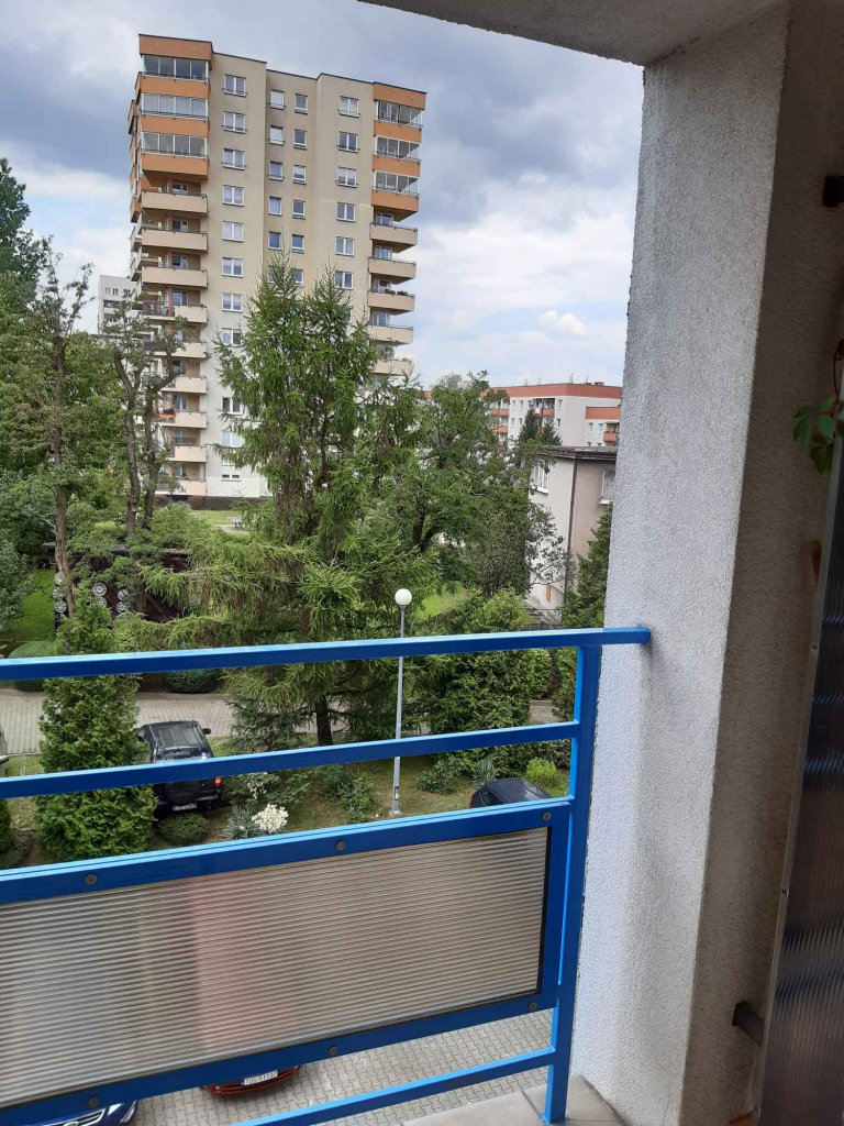 pokój dziewczyny w mieszkaniu studenckim Kraków GrotaRoweckiego49a Podgórze - zdjęcie 3