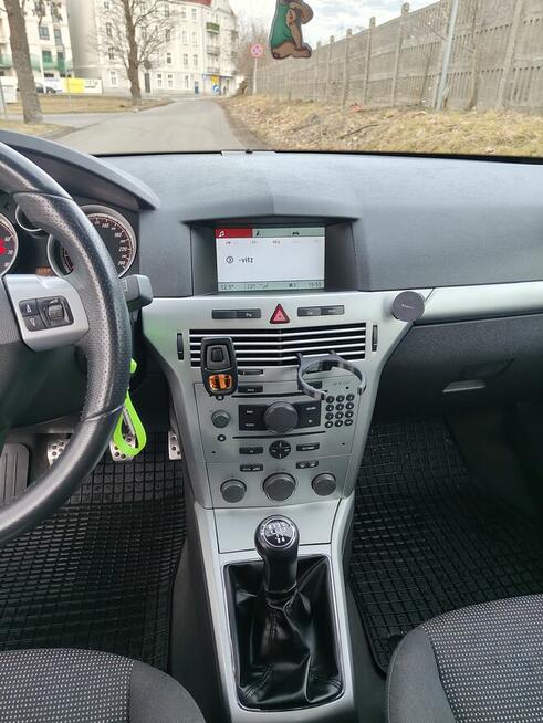 Opel Astra H 1.6 benzyna Piła - zdjęcie 4