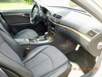 Mercedes-Benz Klasa E Mercedes-Benz E 220 – Zadbany, Bezwypa Poznań - zdjęcie 6