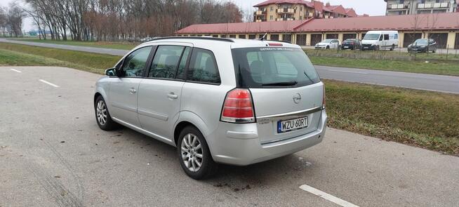 Opel Zafira 1.8 benzyna 2007 r. Żuromin - zdjęcie 4