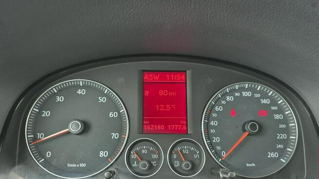 Volkswagen Touran navi klima mały przebieg super stan zarejestrowany Lębork - zdjęcie 10