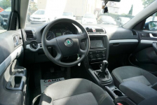 Škoda Octavia polski salon Opole - zdjęcie 11