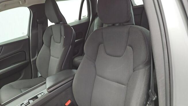 Volvo V60 B3 B Momentum Pro aut ! Z Polskiego Salonu ! Faktura Vat ! Warszawa - zdjęcie 11