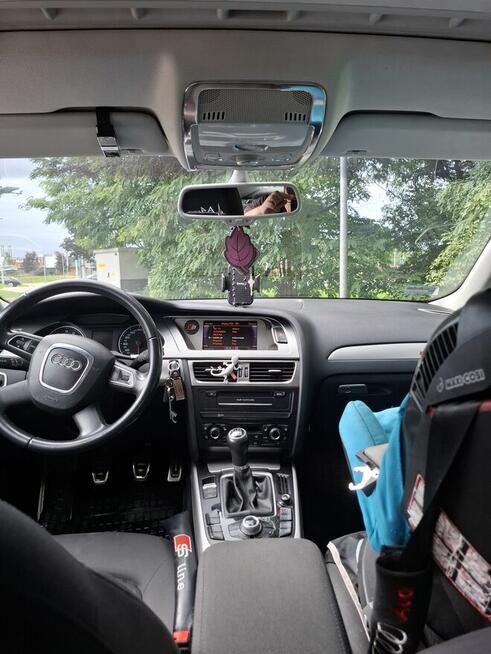 Sprzedam bardzo ładne Audi A4 B8 Wrocław - zdjęcie 3