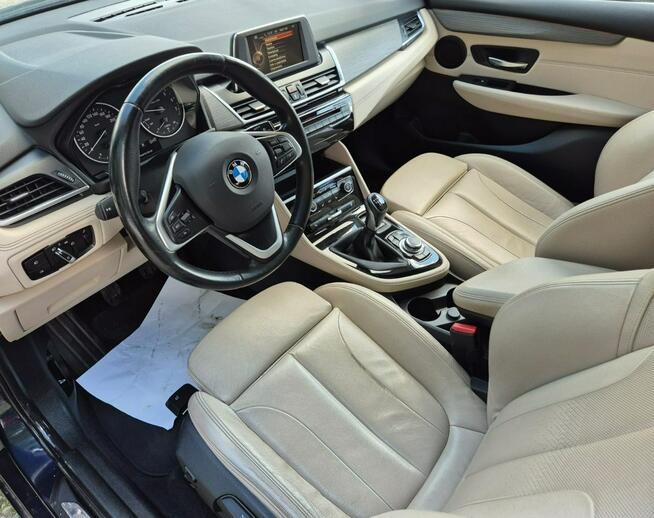 BMW Active Tourer 1 wł Full LED bezwypadkowy 2x koła Skóra kamera ASO Kraków - zdjęcie 11