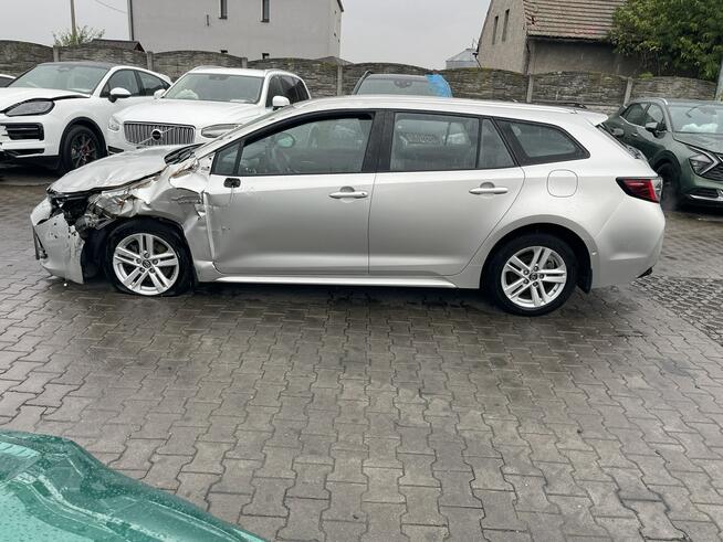 Toyota Corolla Salon PL Comfort Automat Hybryda Podgrz. Kamera 184KM Gliwice - zdjęcie 4