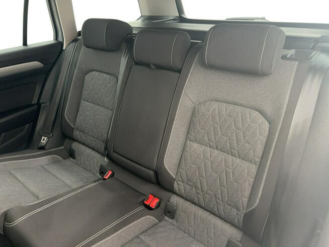 Volkswagen Passat 1.5 TSI EVO Business DSG Kombi Warszawa - zdjęcie 12