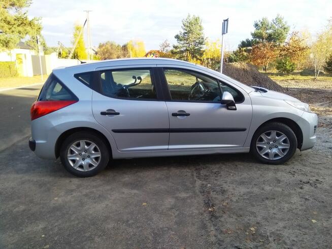 Sprzedam samochód Peugeot 207 1.6 HDI kombi 2010 r. Sieradz - zdjęcie 4