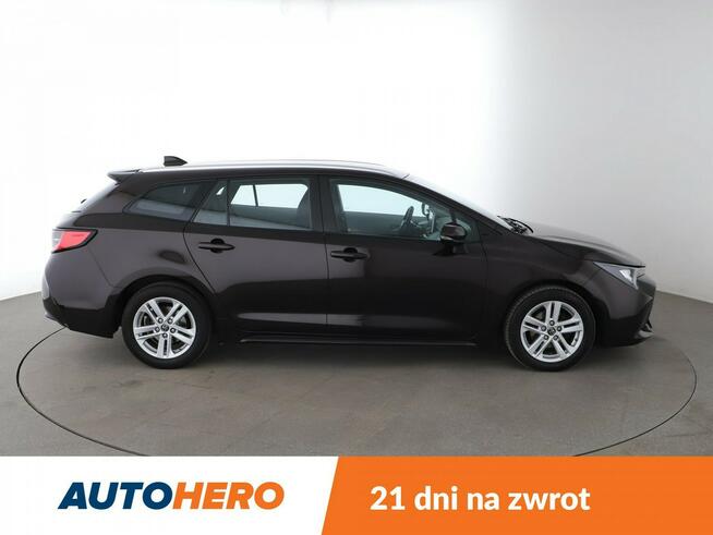 Toyota Corolla navi, klima auto, kamera cofania, grzane fotele Warszawa - zdjęcie 8