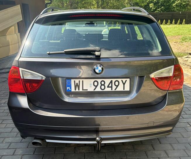 BMW 318i - całe ORYGINAŁ LAKIER - udokumentowany przebieg Legionowo - zdjęcie 2