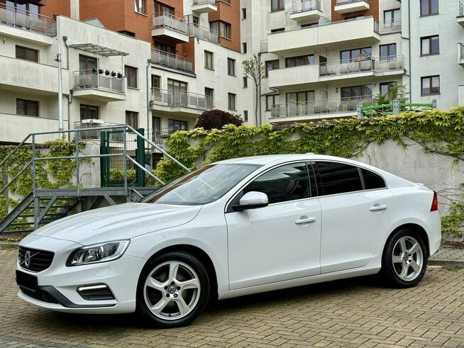 Volvo S60 2.0 benzyna R-design T3 Tarnowskie Góry - zdjęcie 12