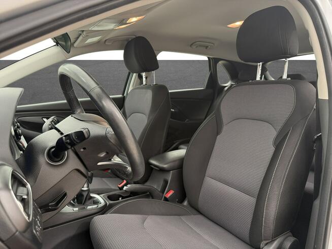 Hyundai i30 1.5 DPI Classic + Warszawa - zdjęcie 10