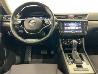 Skoda Superb 2.0 TDI SCR Style DSG Kombi Warszawa - zdjęcie 9