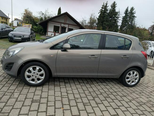 Opel Corsa 1.4 benzyna/bezwypadkowy/serwisowany/cena z opłatami Biała - zdjęcie 8