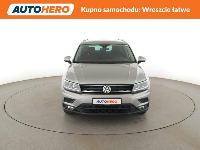 Volkswagen Tiguan klima auto navi kamera i czujniki parkowania hak Warszawa - zdjęcie 11
