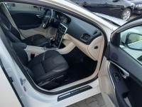 Volvo V40 1.6HDI alufelgi tempomat klimatronik czujniki stan BDB Gryfino - zdjęcie 11
