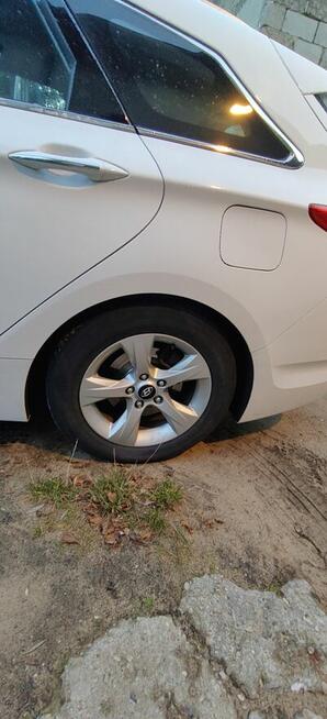 Hyundai i40 kombi 1.6 benzyna Myszków - zdjęcie 9