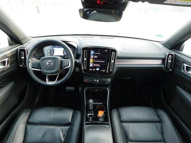 Volvo XC 40 2.0T R-Design z Gwarancją Model 2022r Żyrardów - zdjęcie 6