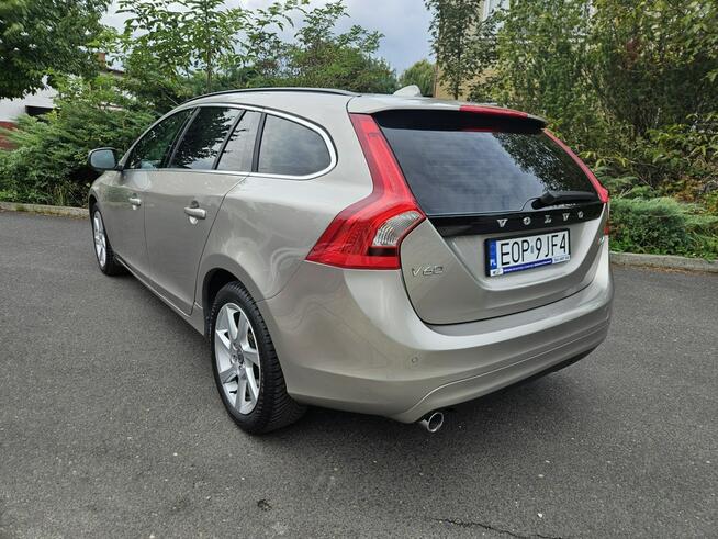 Volvo V60 2.0 diesel 5 cylindrów *Nowy Dwumas* Rok GWARANCJI Opoczno - zdjęcie 4