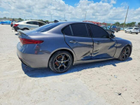 Alfa Romeo Giulia Wersja Ti / Q4 / niski przebieg Białystok - zdjęcie 4