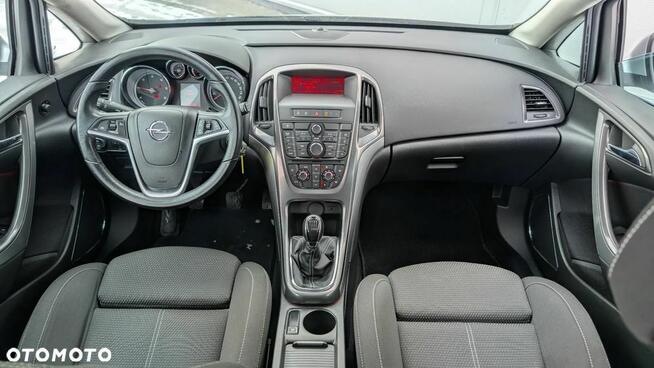 Opel Astra 2.0 CDTI DPF Innovation Poręba - zdjęcie 8