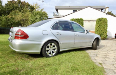 Mercedes-Benz Klasa E Mercedes-Benz E 220 – Zadbany, Bezwypa Poznań - zdjęcie 4
