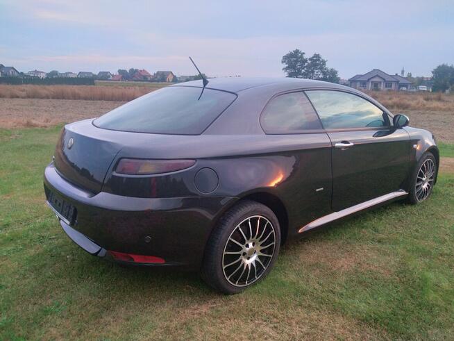 Sprzedam Alfa Romeo GT 1.9 JTD 16V z 2006 roku — samochód dl Knurów - zdjęcie 2