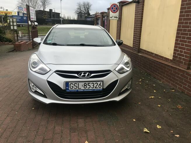 Hyundai i40 1,6 benzyna bezwypadkowy serwis Słupsk - zdjęcie 3