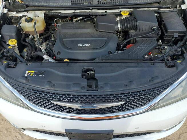 Chrysler Pacifica LIMITED / Bardzo zadbany / niski przebieg Wrocław - zdjęcie 10