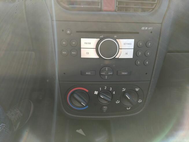Opel Combo 1.3 CDTI Legnica - zdjęcie 11