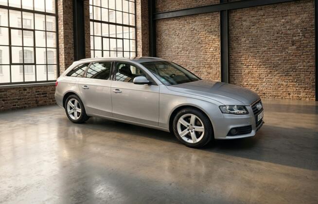 Audi A4 Wzorowy stan bez wkładu Kraków - zdjęcie 8